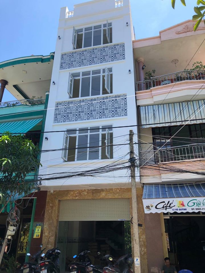 Tủ bếp Chinhuei Plus